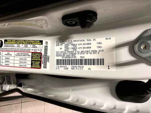 Used 2024 Toyota Tundra Limited image 34