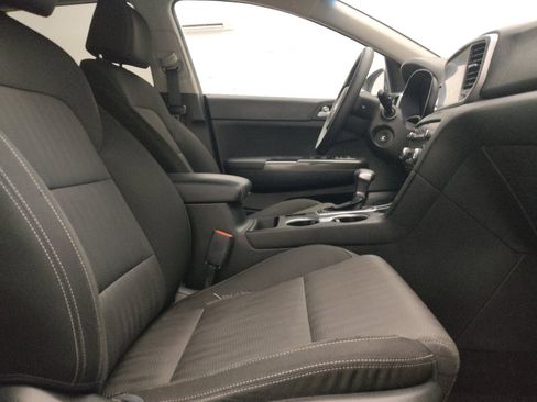 Used 2021 Kia Sportage LX AWD/4WD image 21