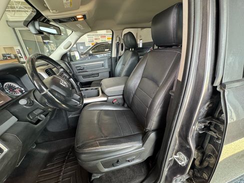 Used 2017 RAM 1500 Big Horn AWD/4WD image 17