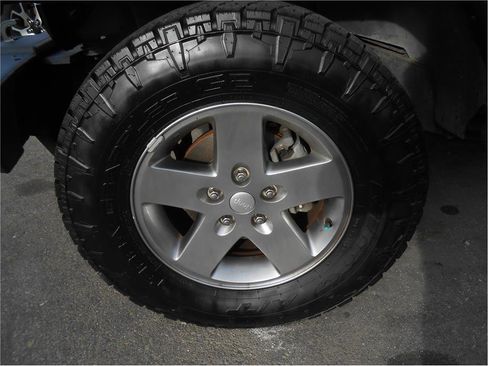 Used 2010 Jeep Wrangler Sport image 15