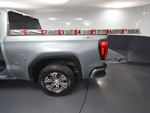 Used 2024 GMC Sierra 1500 SLE image 39