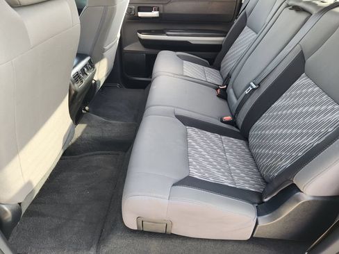 Used 2018 Toyota Tundra SR5 w/ TRD Off Road Package AWD/4WD image 20