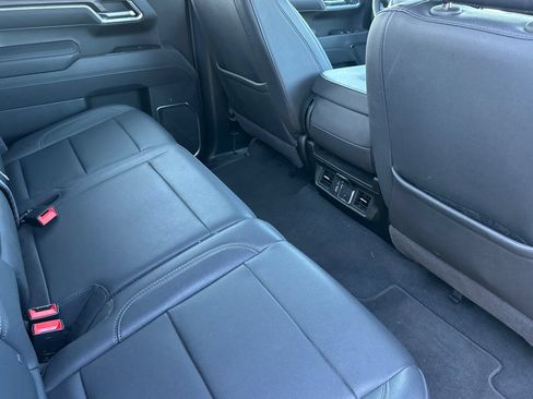 Used 2025 GMC Sierra 1500 SLT RWD image 18