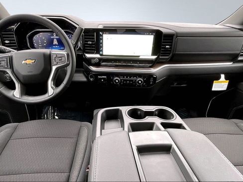 New 2026 Chevrolet Silverado 1500 LT w/ Z71 Off-Road Package image 5