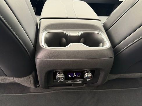 New 2026 GMC Acadia Elevation w/ Black Edition AWD/4WD image 13