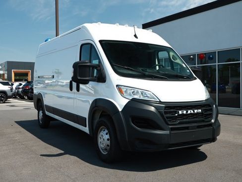 Used 2023 RAM ProMaster 3500 FWD image 3