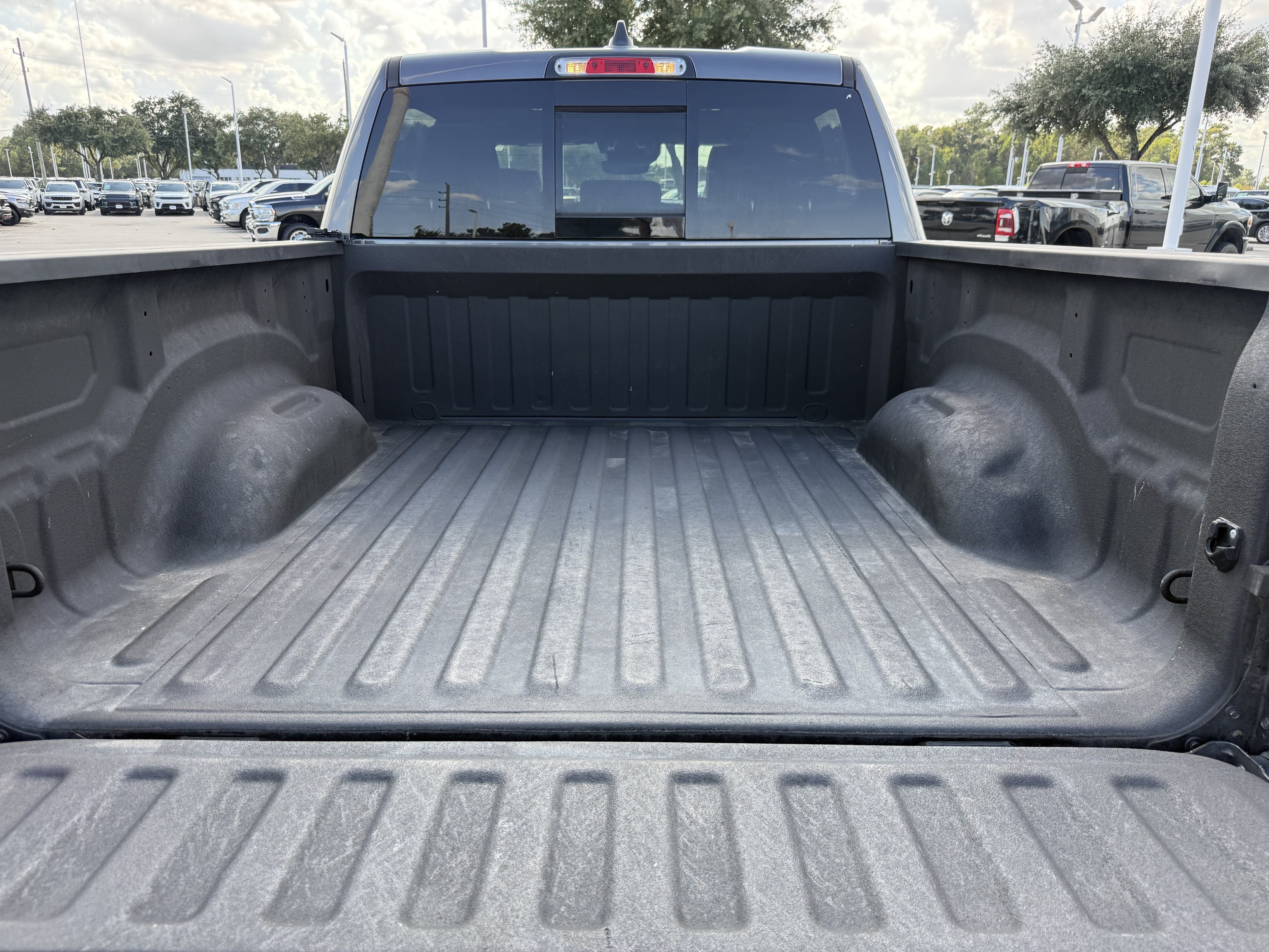 Used 2019 RAM 1500 Limited w/ Advanced Safety Group AWD/4WD image 31