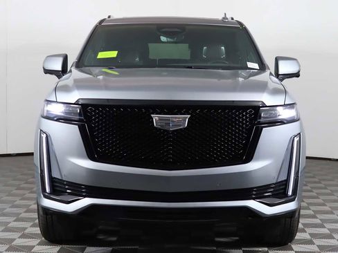 Used 2024 Cadillac Escalade Sport Platinum w/ LPO, ONYX Package image 2