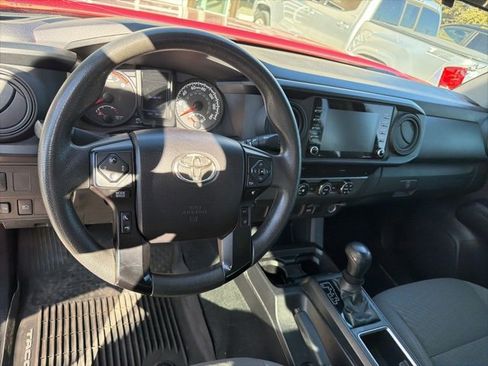 Used 2020 Toyota Tacoma SR w/ SR Convenience Package image 8