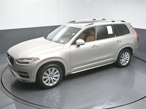 Used 2017 Volvo XC90 T6 Momentum w/ Vision Package AWD/4WD image 44