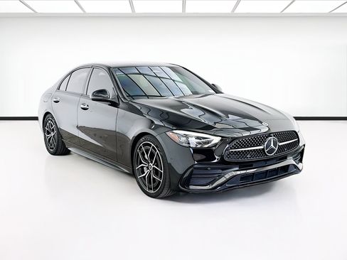 Used 2022 Mercedes-Benz C 300 Sedan image 3