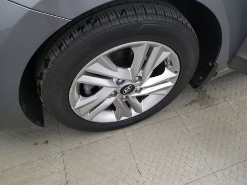 Used 2019 Hyundai Elantra Value Edition w/ Winter Weather Package FWD image 31