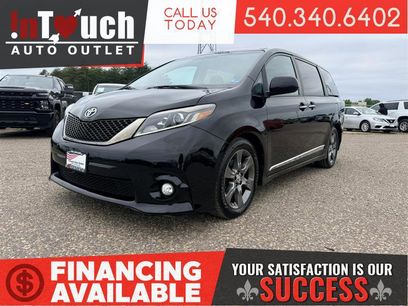 Used 2016 Toyota Sienna SE w/ SE Preferred Package