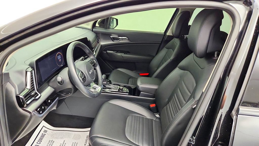 Used 2025 Kia Sportage SX FWD image 19