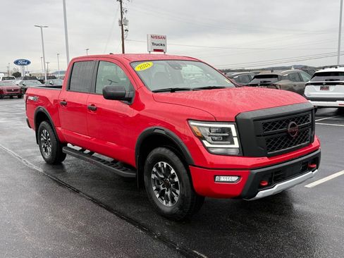 Used 2024 Nissan Titan PRO-4X w/ Off Road Protection Package image 2