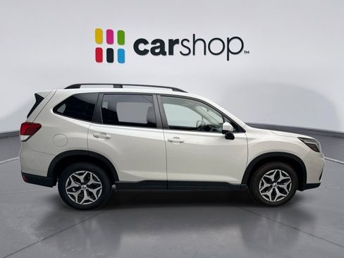 Used 2021 Subaru Forester Premium AWD/4WD image 6