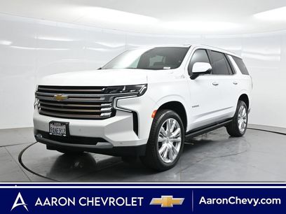 Used 2022 Chevrolet Tahoe High Country w/ Premium Package 2