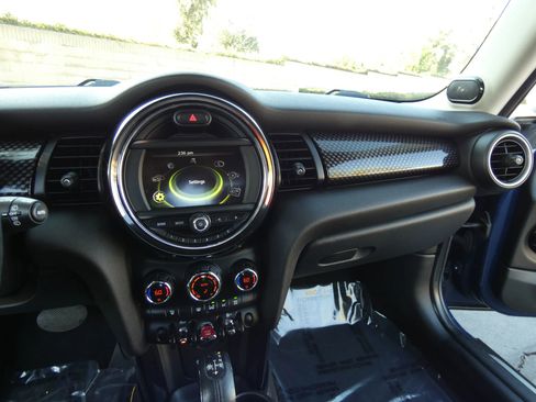 Used 2015 MINI Cooper S image 51