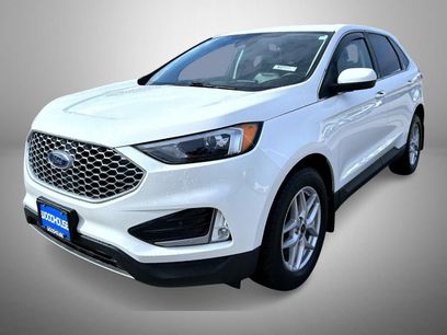 Used 2024 Ford Edge SEL w/ Convenience Package