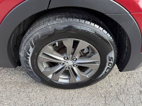 Used 2014 Hyundai Santa Fe Sport FWD image 9