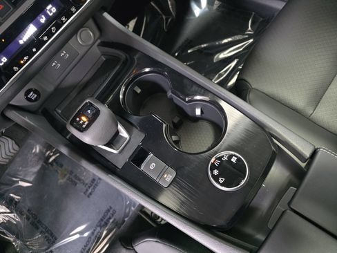 New 2026 Nissan Rogue Dark Armor AWD/4WD image 25