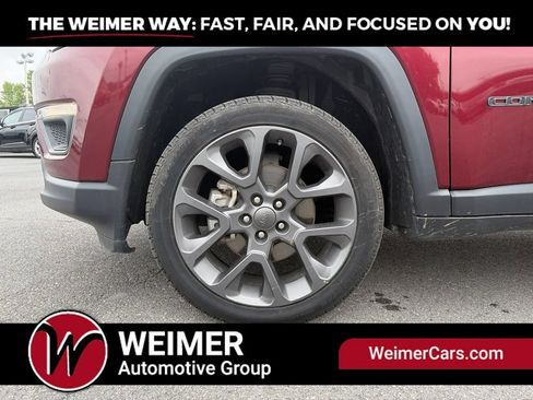 Used 2021 Jeep Compass Latitude w/ Sun and Sound Group AWD/4WD image 7