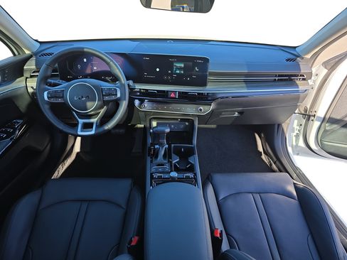 Used 2025 Kia K5 EX image 9