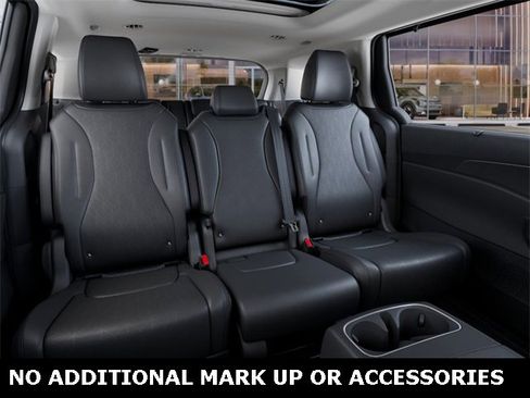 New 2026 Kia Carnival SX image 16