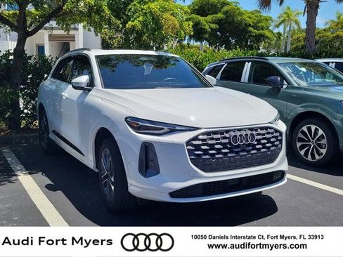 Used 2025 Audi Q5 Premium w/ Convenience Package AWD/4WD image 1