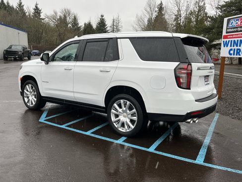 Used 2024 Chevrolet Tahoe High Country w/ Premium Package image 3