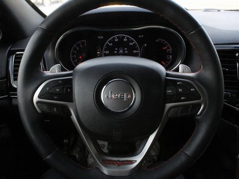 Used 2019 Jeep Grand Cherokee Trailhawk image 19