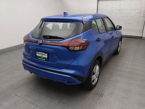 Used 2024 Nissan Kicks S FWD image 7