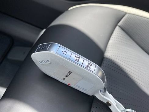 New 2026 Kia EV9 GT-Line AWD/4WD image 21