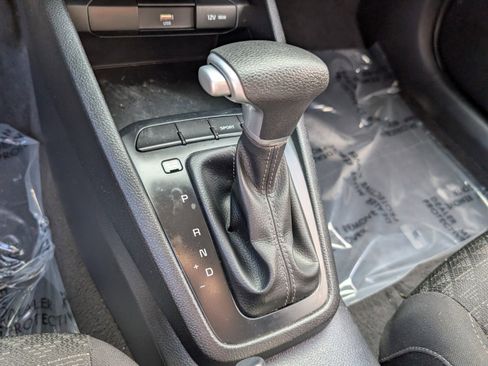 Used 2023 Kia Rio S image 23