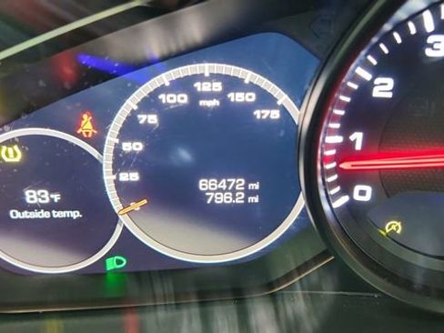 Used 2019 Porsche Cayenne image 39