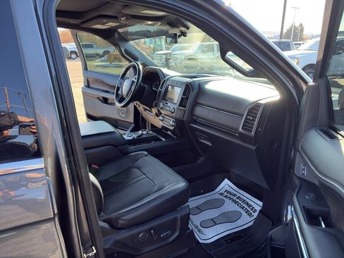 Used 2019 Ford Expedition Max Limited w/ Equipment Group 301A image 27