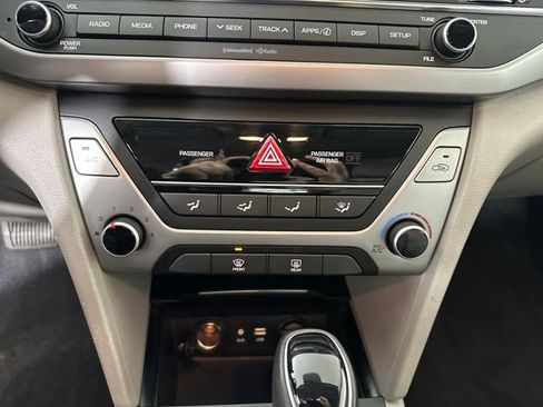 Used 2018 Hyundai Elantra SEL image 23