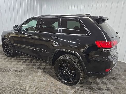 Used 2020 Jeep Grand Cherokee Altitude image 9