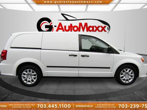 Used 2014 RAM C/V Tradesman w/ UConnect Hands-Free Group image 4