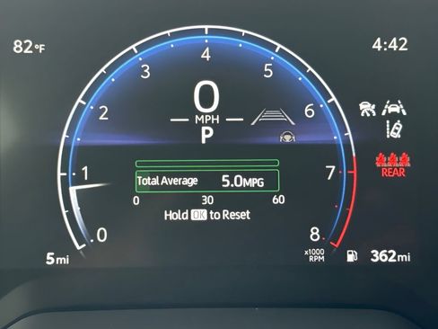 Used 2026 Toyota Corolla SE FWD image 17