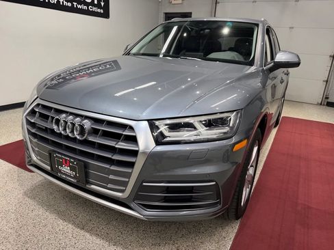 Used 2018 Audi Q5 2.0T Premium Plus w/ Premium Plus Package AWD/4WD image 5