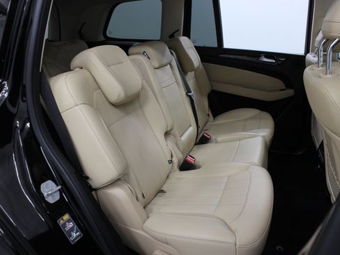 Used 2018 Mercedes-Benz GLS 450 4MATIC image 30