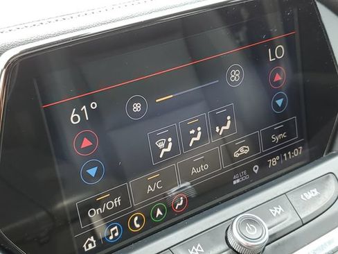 Certified 2019 Chevrolet Blazer LT w/ Sun and Wheels Package AWD/4WD image 30