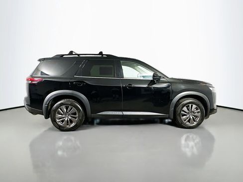 Used 2023 Nissan Pathfinder SV w/ Black Appearance Package AWD/4WD image 14