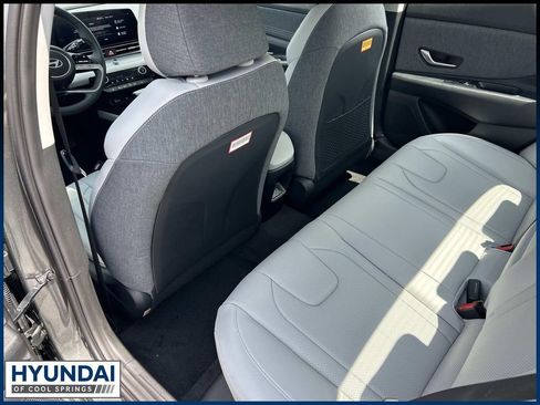 New 2026 Hyundai Elantra Limited FWD image 19