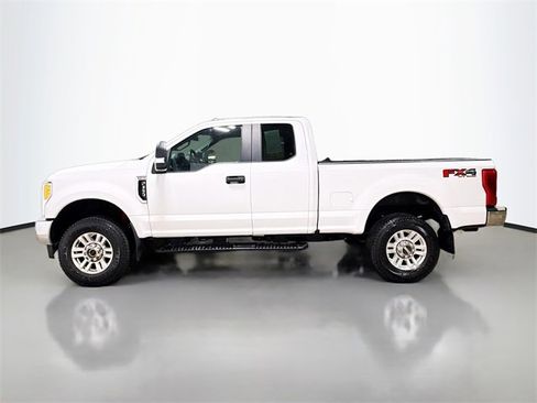Used 2017 Ford F350 XL image 10