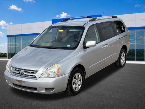 Used 2010 Kia Sedona LX FWD image 11