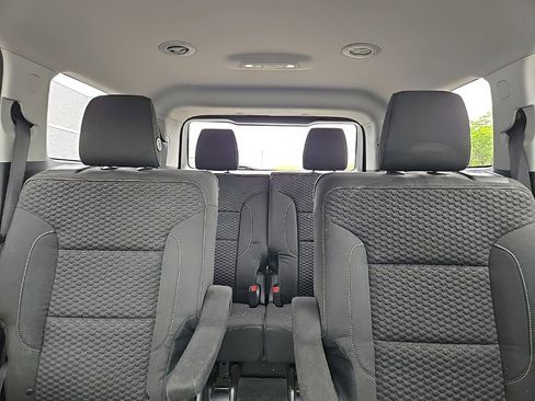 Used 2017 GMC Acadia SLE w/ Driver Alert Package I AWD/4WD image 28