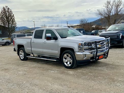Used 2018 Chevrolet Silverado 1500 LTZ w/ Max Trailering Package image 7