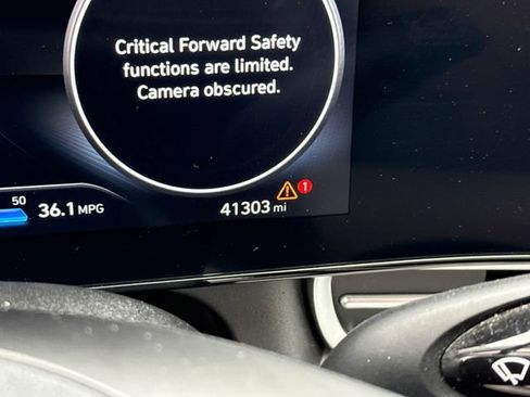 Used 2024 Hyundai Elantra Limited FWD image 19